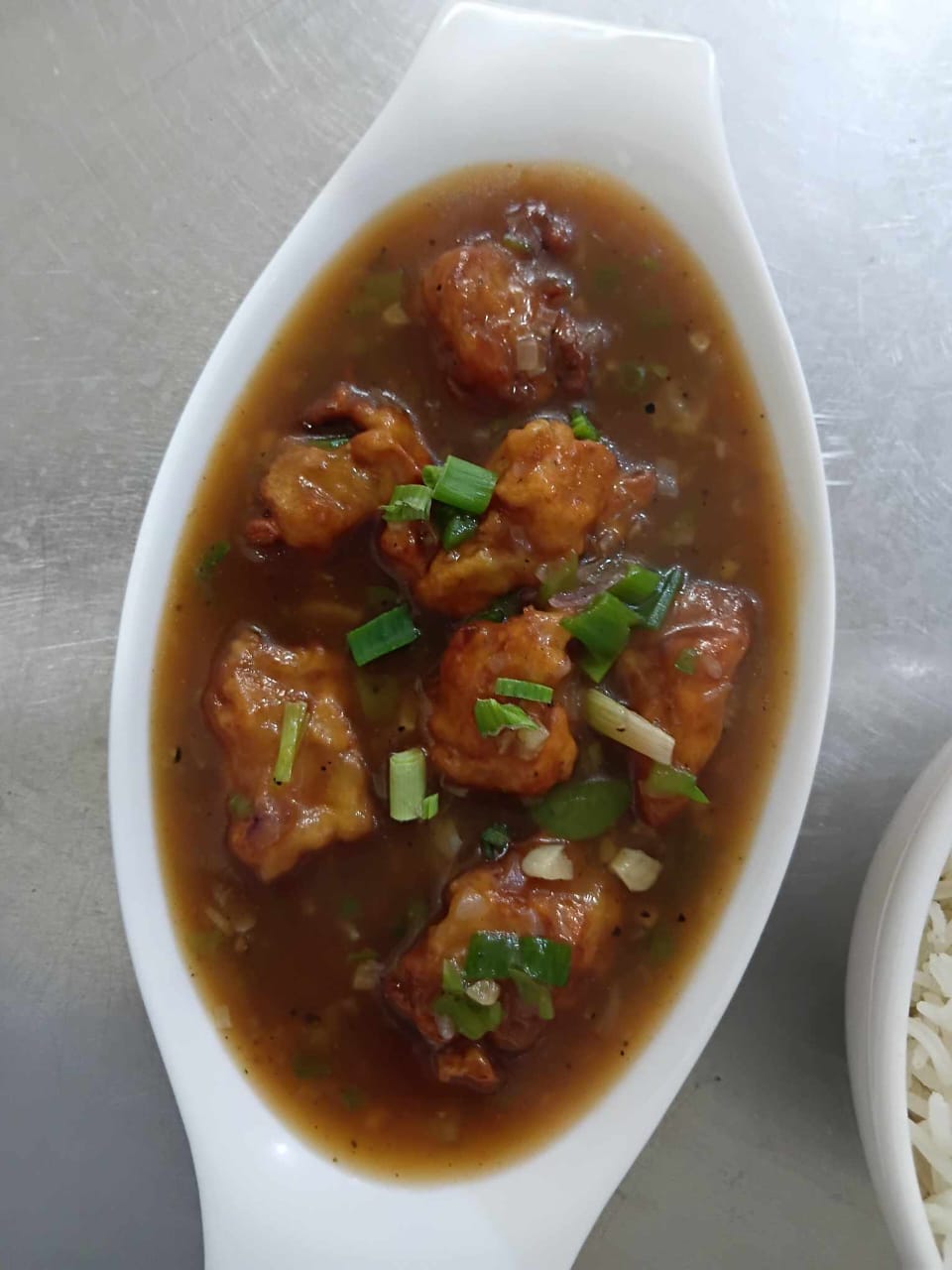 MO:MO: Jhol(Veggie / Buff / Chicken)